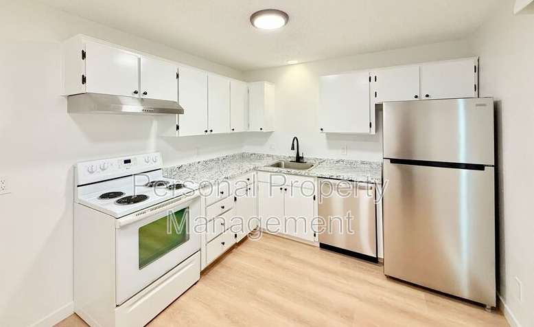 7422 NE Hazel Dell Ave