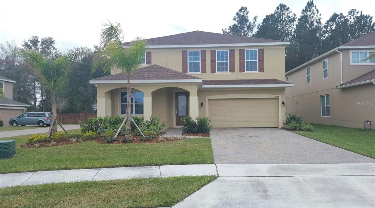 1033 VINSETTA CIRCLE