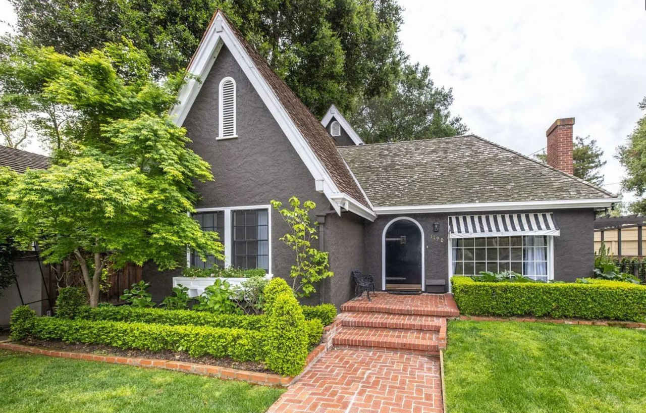 Charming Home w/ Beautifully Landscaped Yard + Bonus Room in Crescent Park