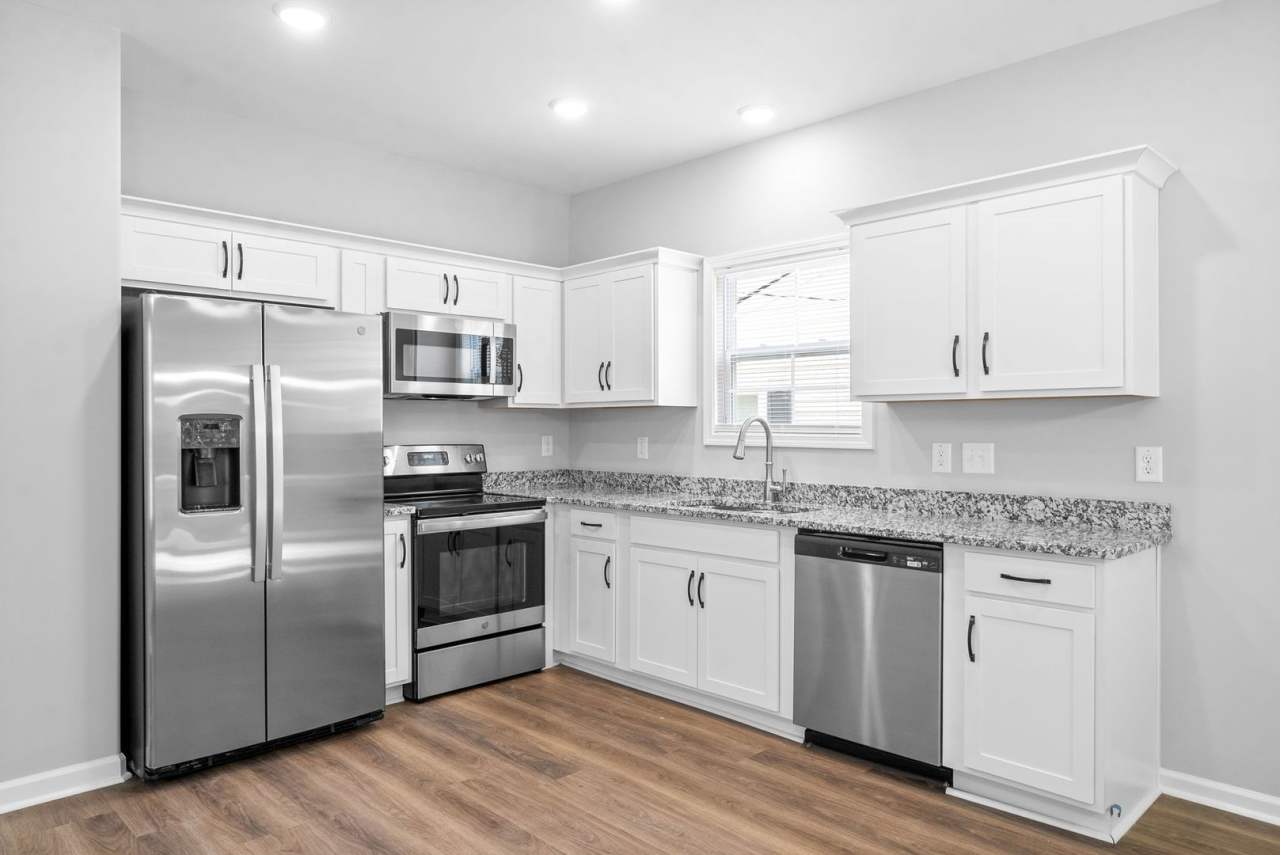 4 Bedroom Home For Rent Near Downtown Clarksville!