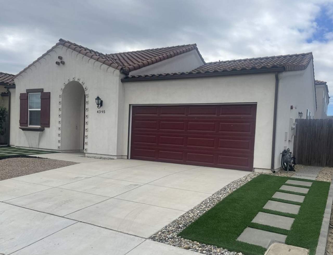 2 bedroom + Den Pasadera Home in Guadalupe