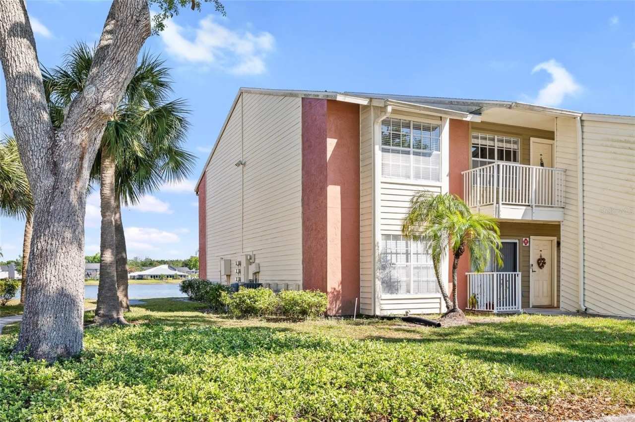 302 LAKE PARSONS GREEN