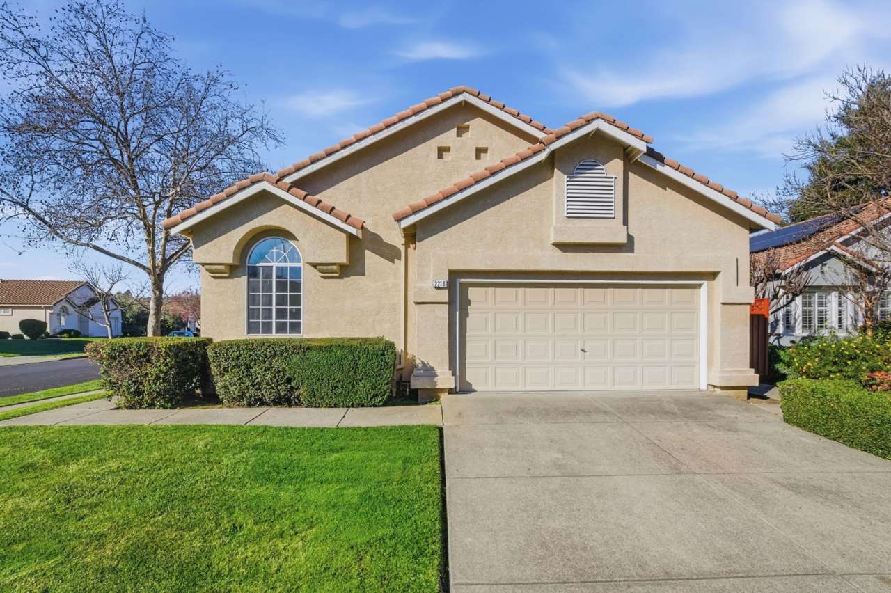 Desirable North Napa 3 Bed Single-Family Home