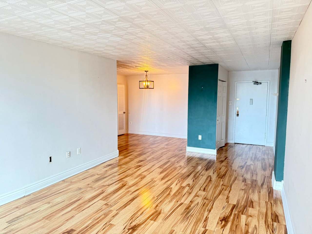 Spacious Condo—Utilities and Parking Included!