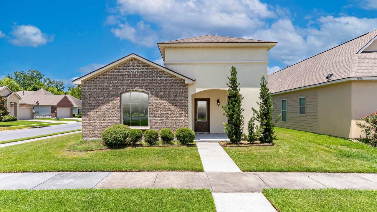 3 Bedroom House in Pelican Lakes- LSU Students Welcome!