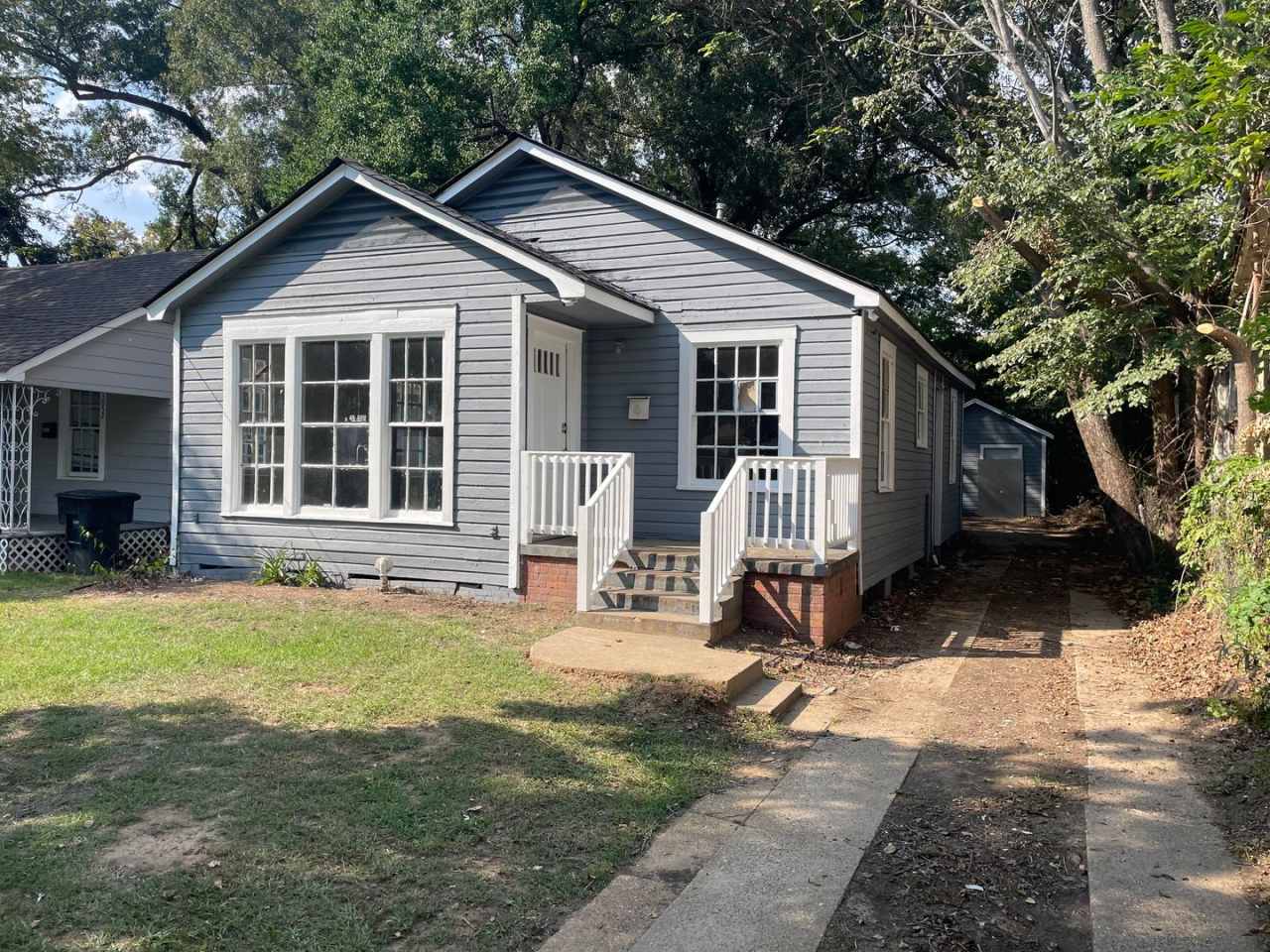 Classic 2 Bedroom Home