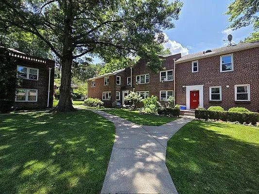 4601 Henry Hudson Parkway