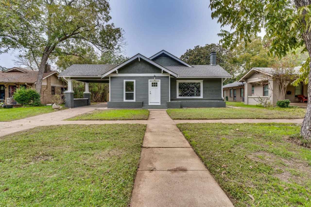 Beautiful home in Southwest Cleburne