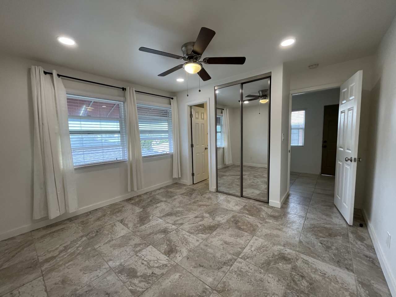 4473 1/2 Euclid Avenue