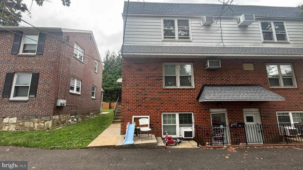 1022 FOX CHASE Road unit: B