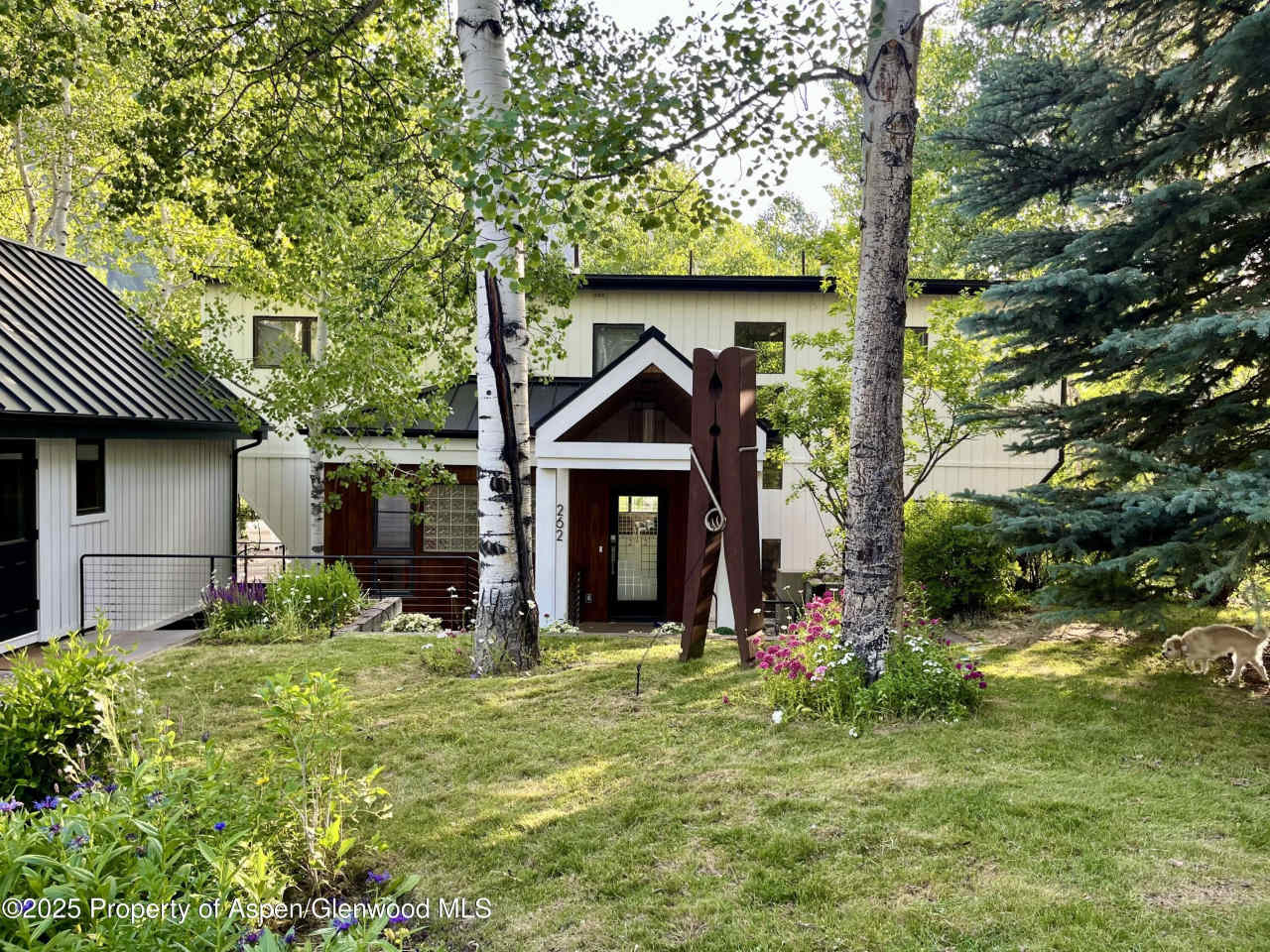 262 Eastwood Drive