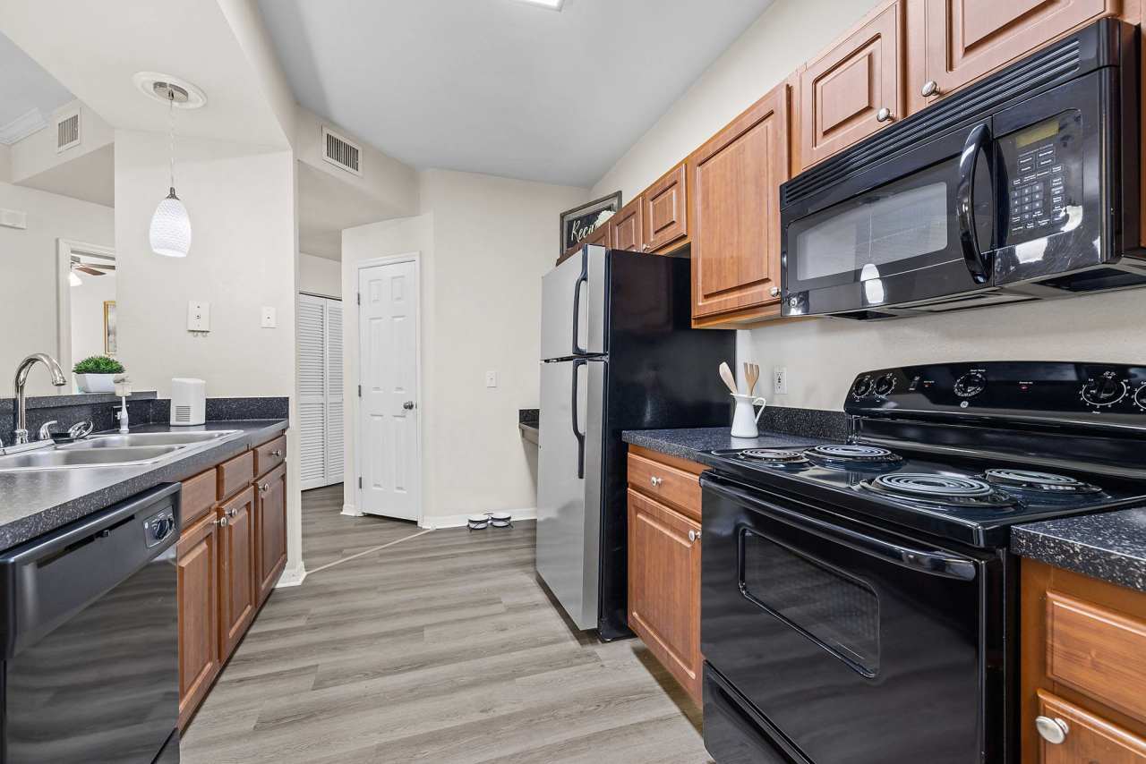 Avenue at Timberlin Park