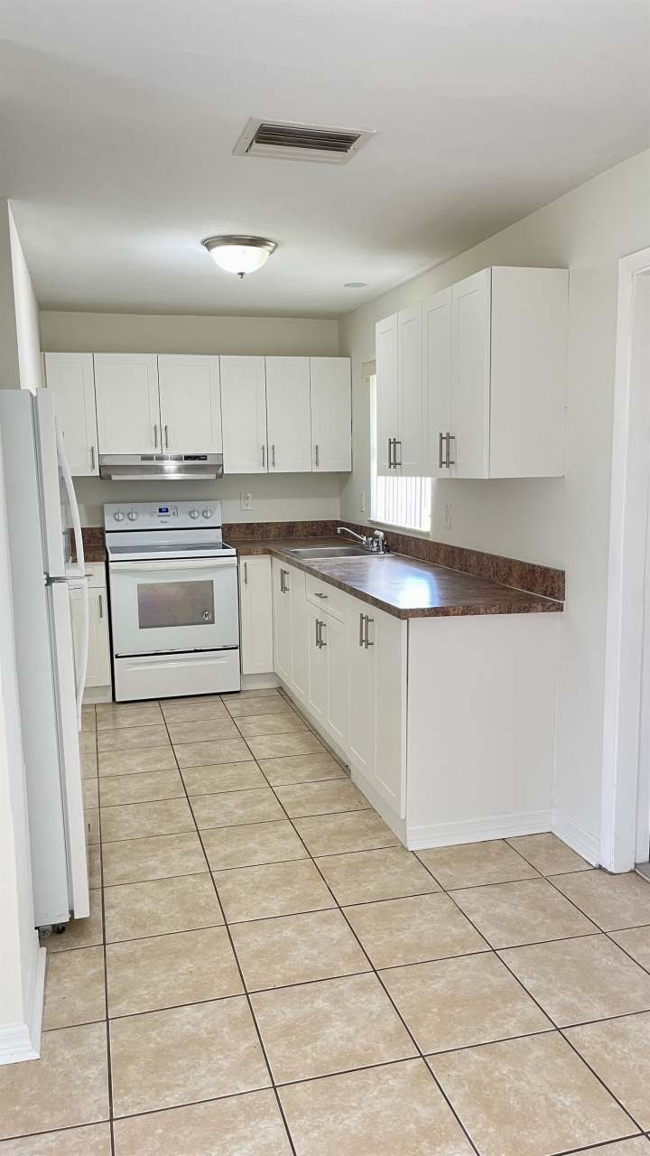 230 Southwest 47th Terrace - 230-2