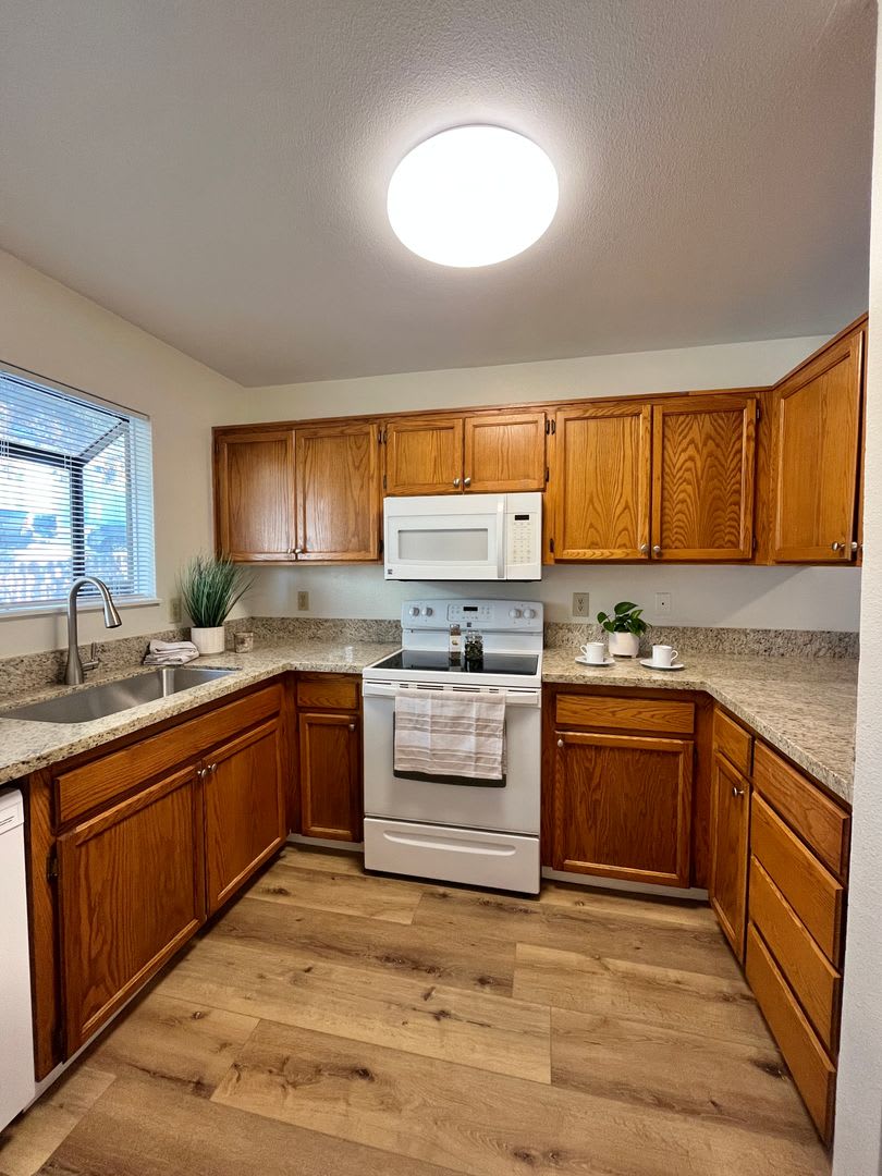 2 Bedrooms 1.5 Bathrooms in Northwest Reno