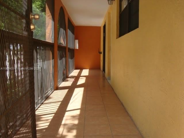 18230 MEDITERRANEAN BL