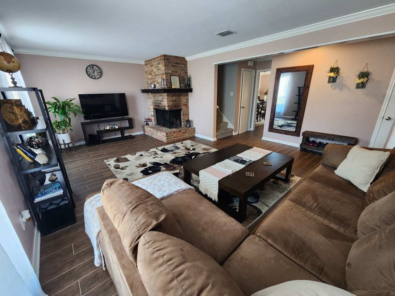 3 Bedroom 2.5 Bath in TOWN SOUTH ESTATES