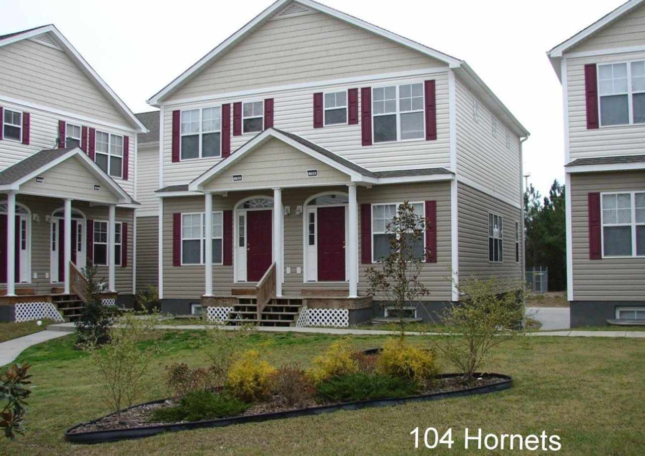 Beautiful Town Home in Tucker Creek