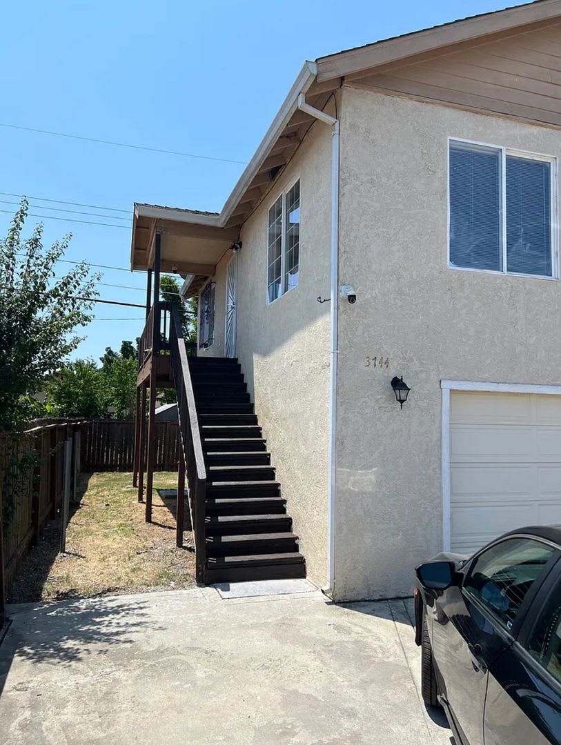 3744-3746 19th Avenue