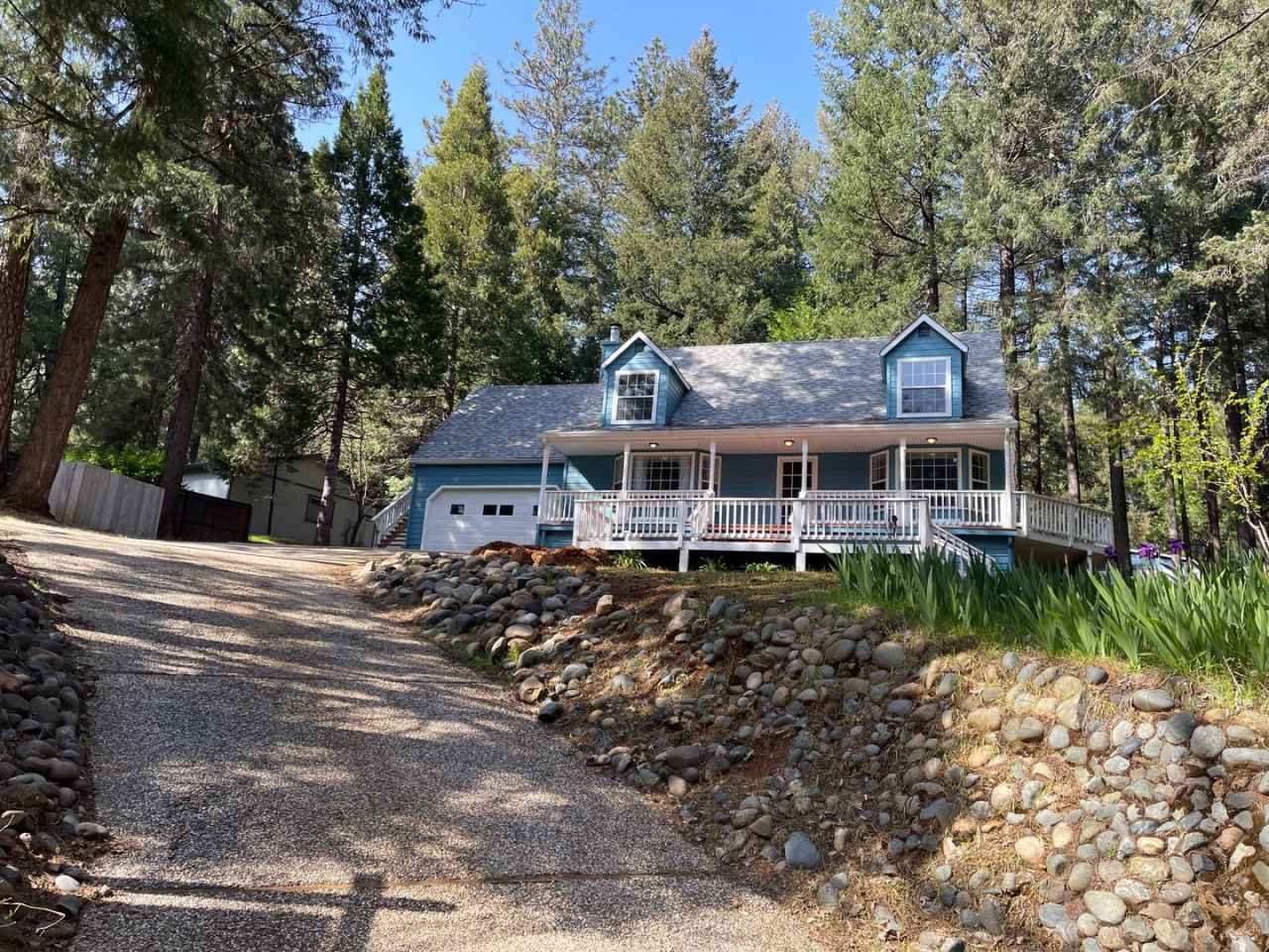 Magalia-Home in the Pines 4 Bedroom, 2 1/2 bath home. Attached garage, 2 story, move in ready,