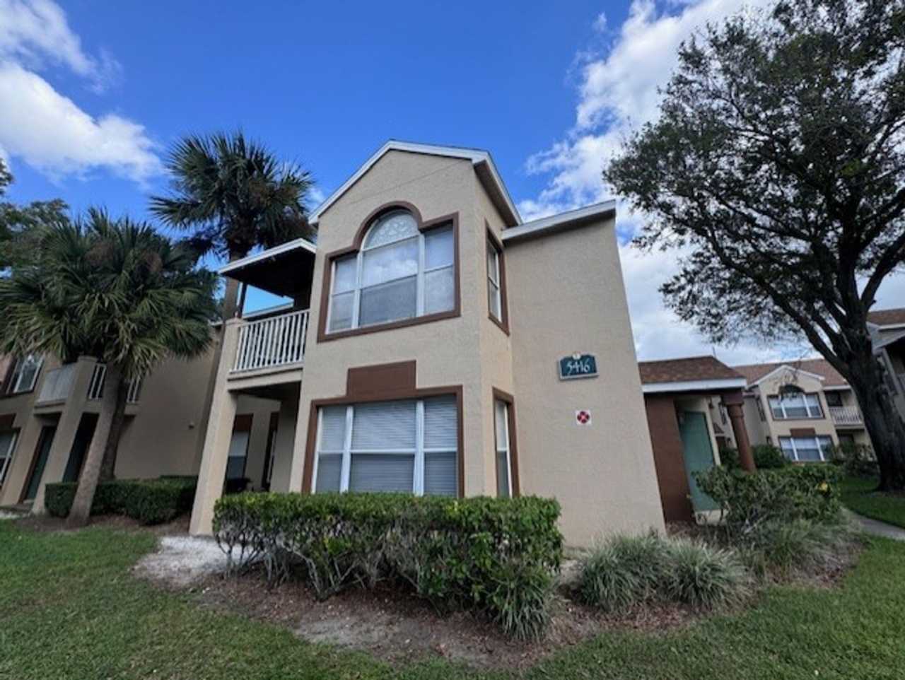 2/2 Conway condo in Gated community!
