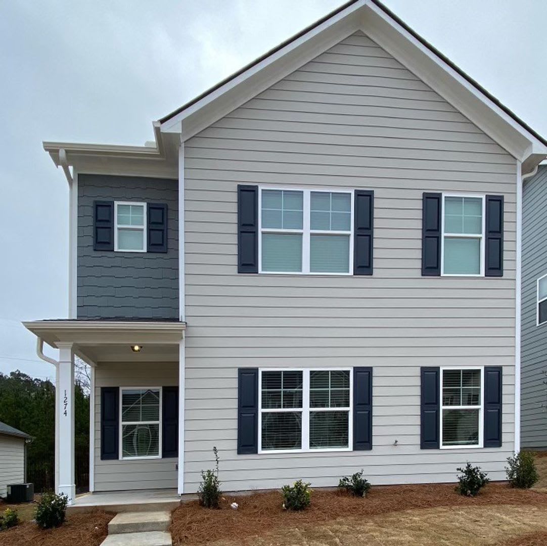 Gorgeous newly built 3 bedroom home!