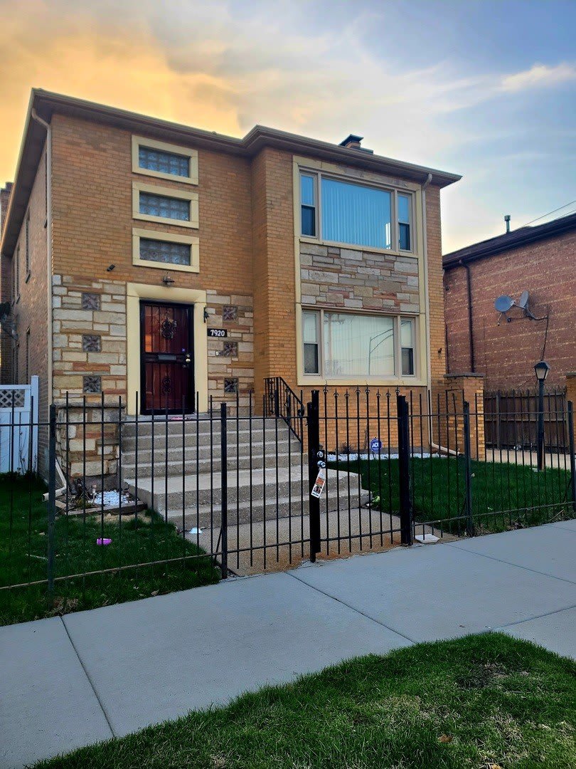 7920 S Winchester Avenue