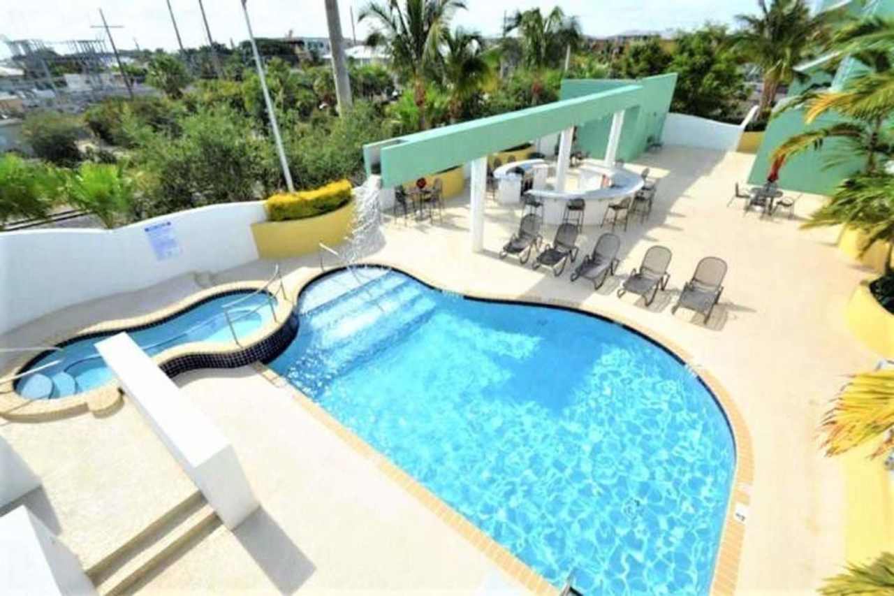 185 NE 4th Avenue 210, Delray Beach, FL 33483