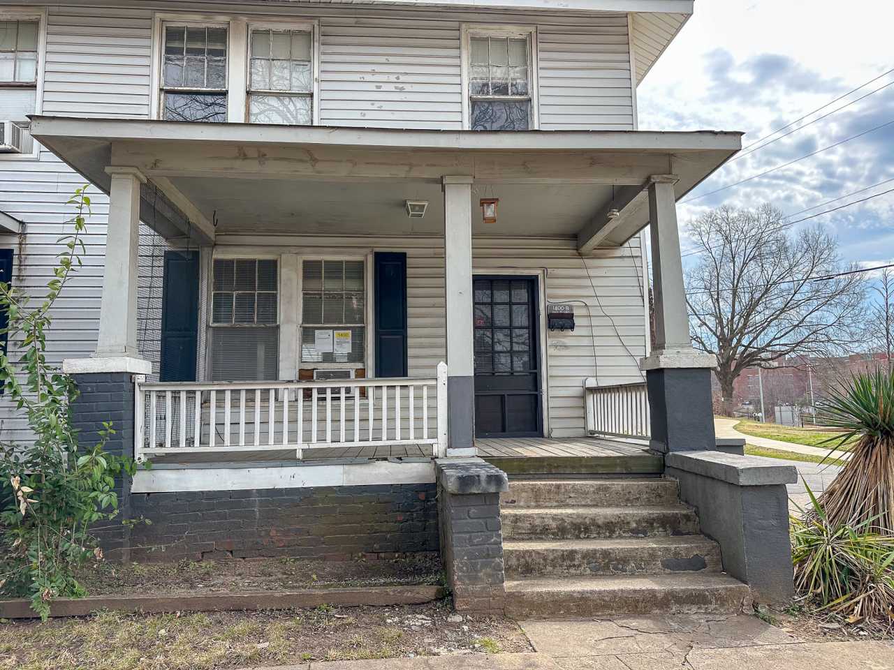 1400 East 7th Street - B