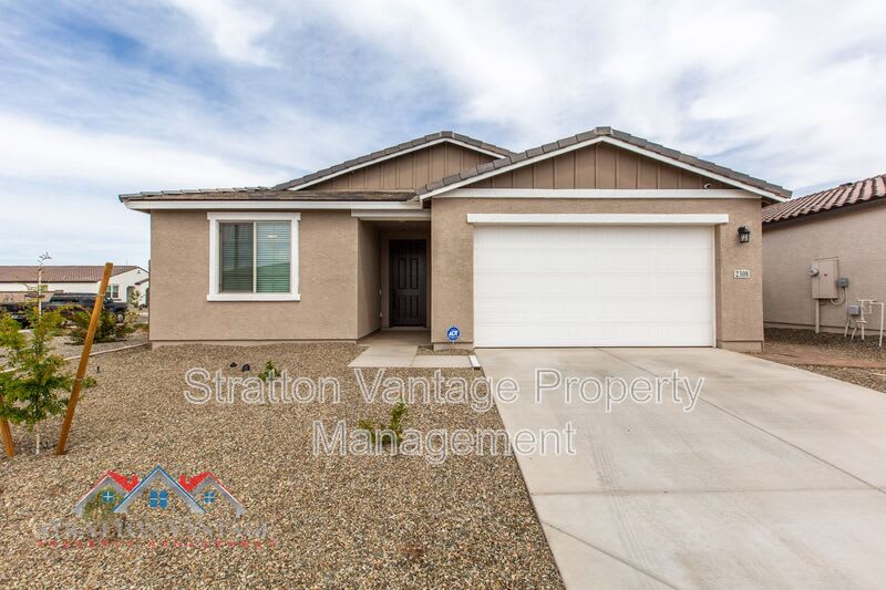 2308 E Wagon Wheel Ln