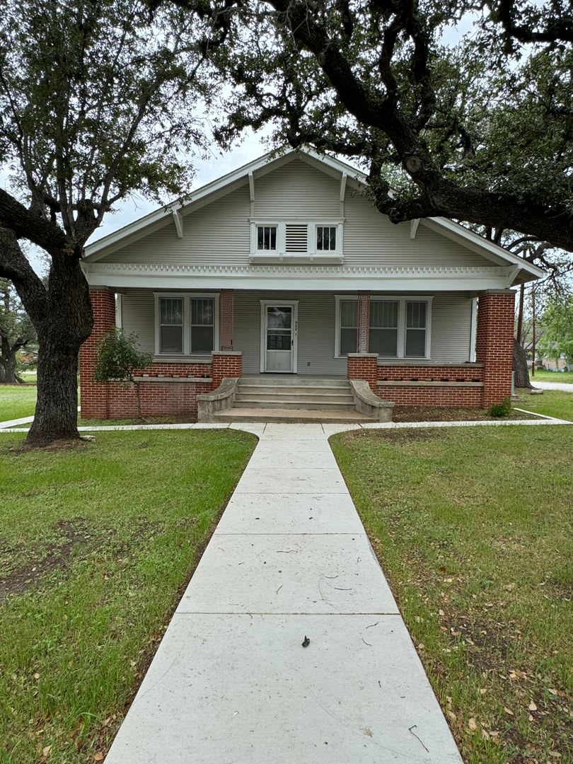 Charming Remodeled Home in West Lampasas