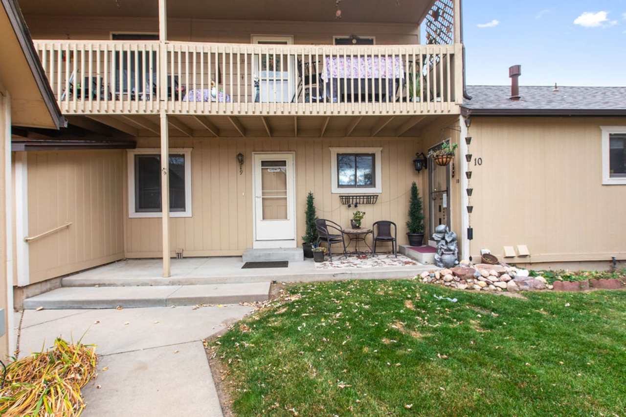 Charming 2-Bedroom Condo with Private Patio and Garage!