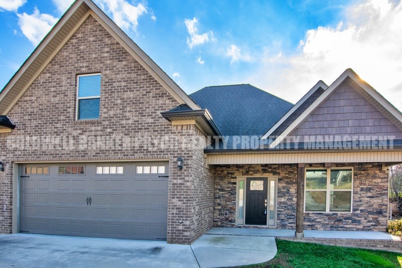 9618 Shooting Star Circle