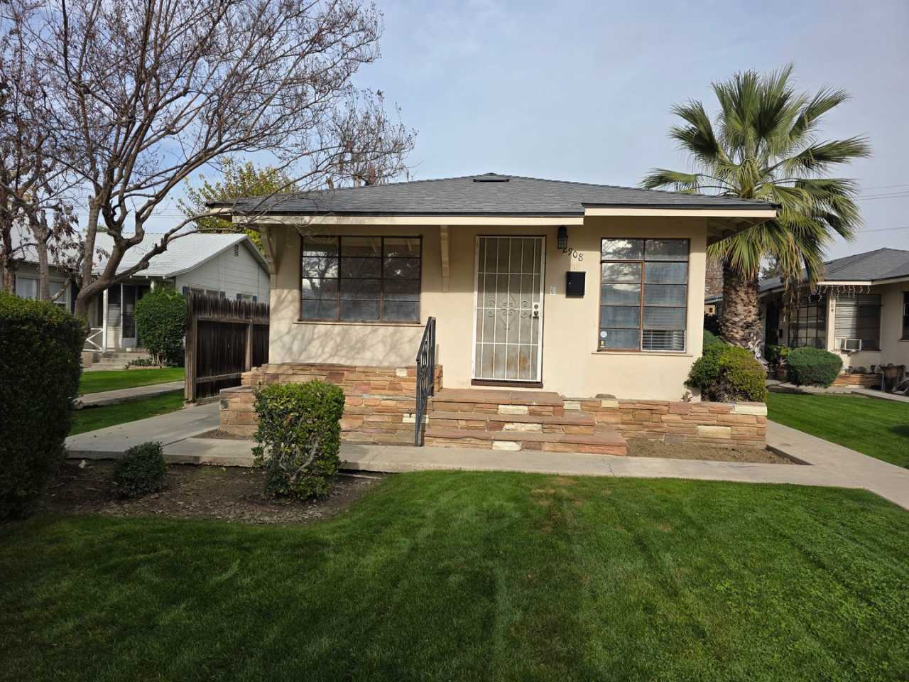 2908 Sunset Ave - Apartment