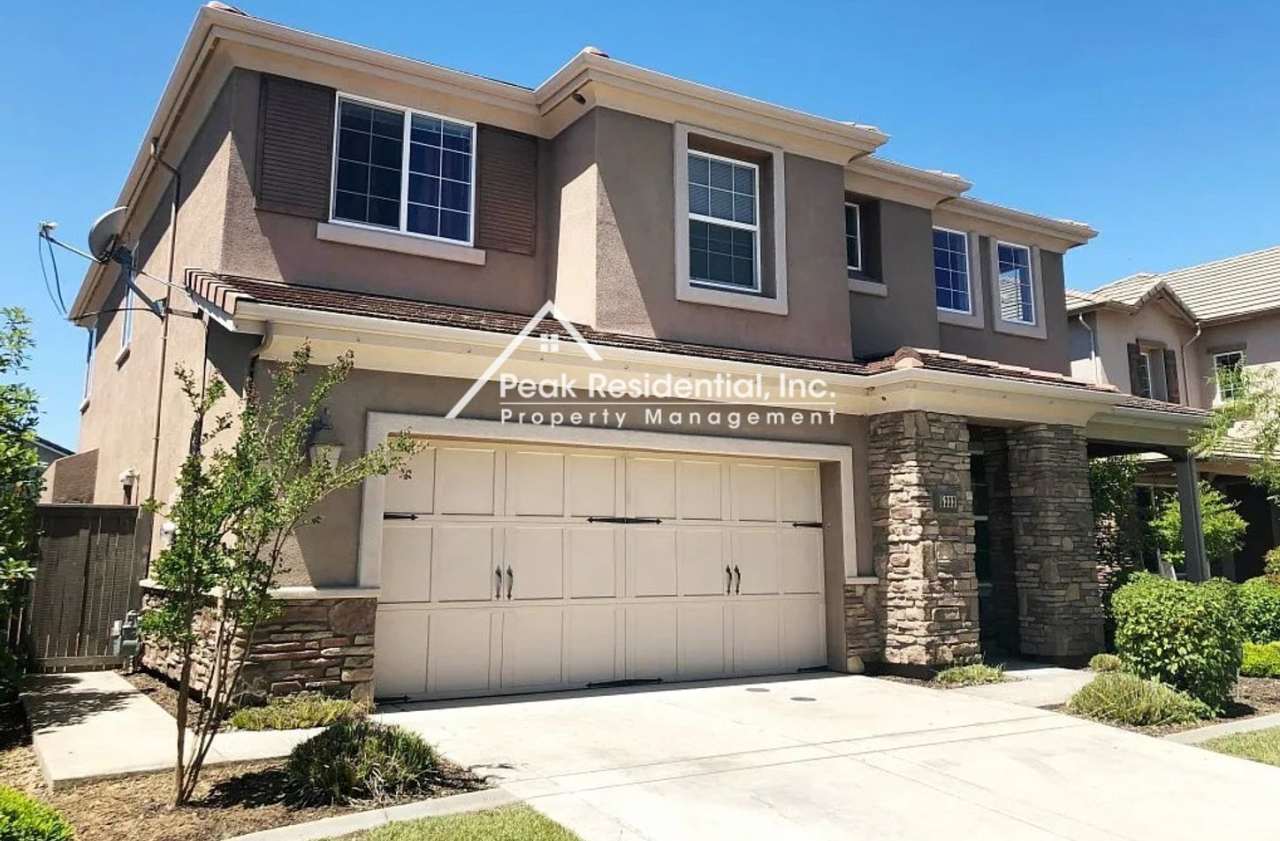 Beautiful 5bd/2.5ba Rancho Cordova Home-Must See!