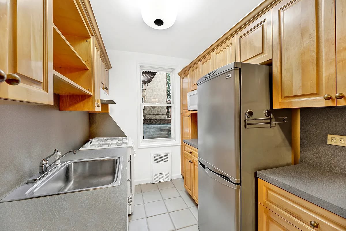 9411 Shore Rd Apt 1I