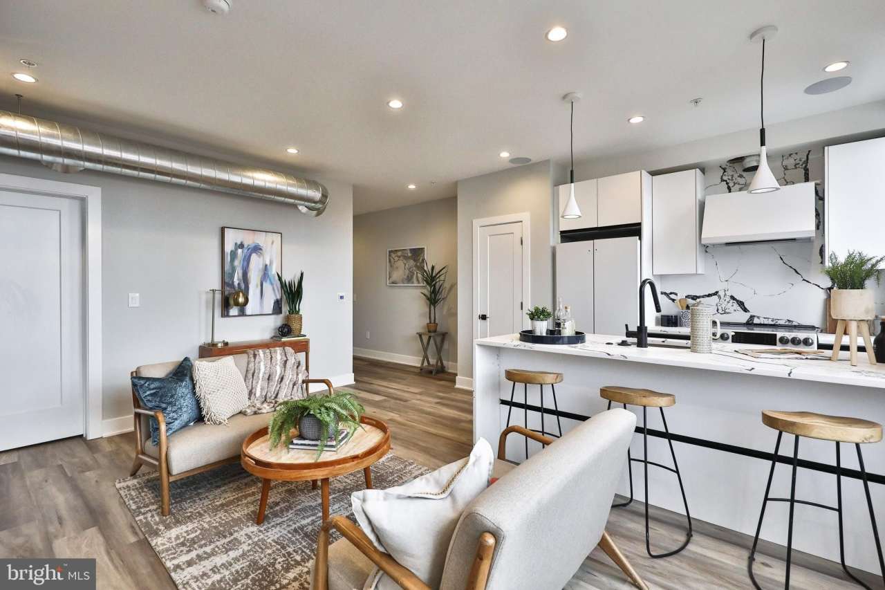 1612 CAMBRIDGE Street unit: 205