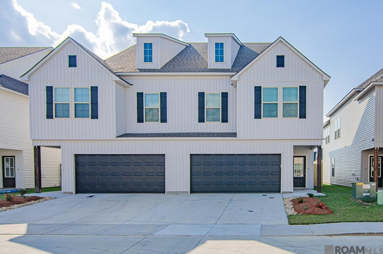 5618 Cottage Lake Dr