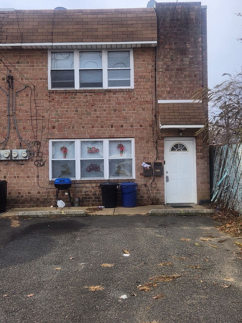 4320HOWELL UNIT A & B