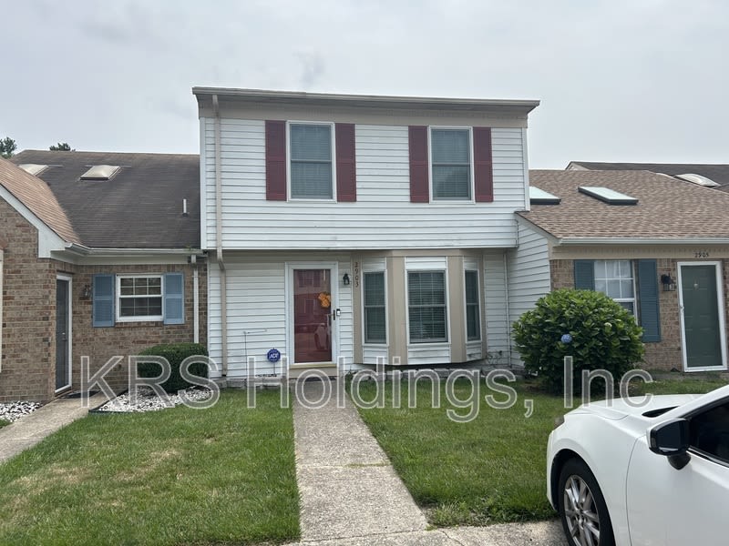 2903 Leta Ct