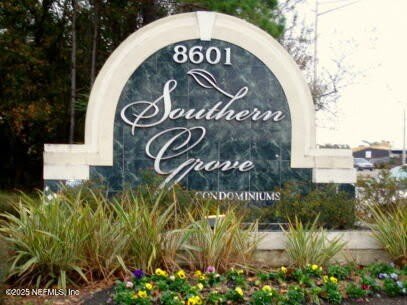 8601 BEACH Boulevard unit: 313