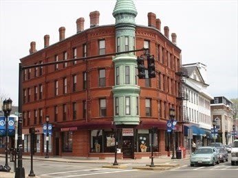 3 Forest St unit: 402