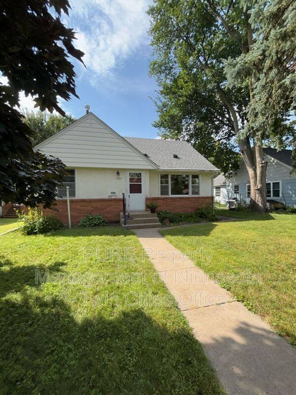 1624 Princeton Avenue S