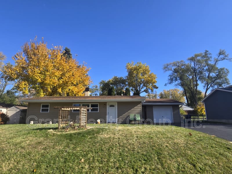 25151 West Lincoln Drive