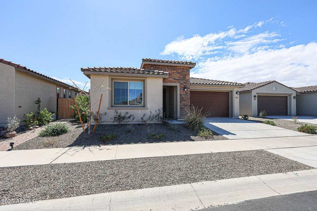 17893 W Indigo Brush Rd