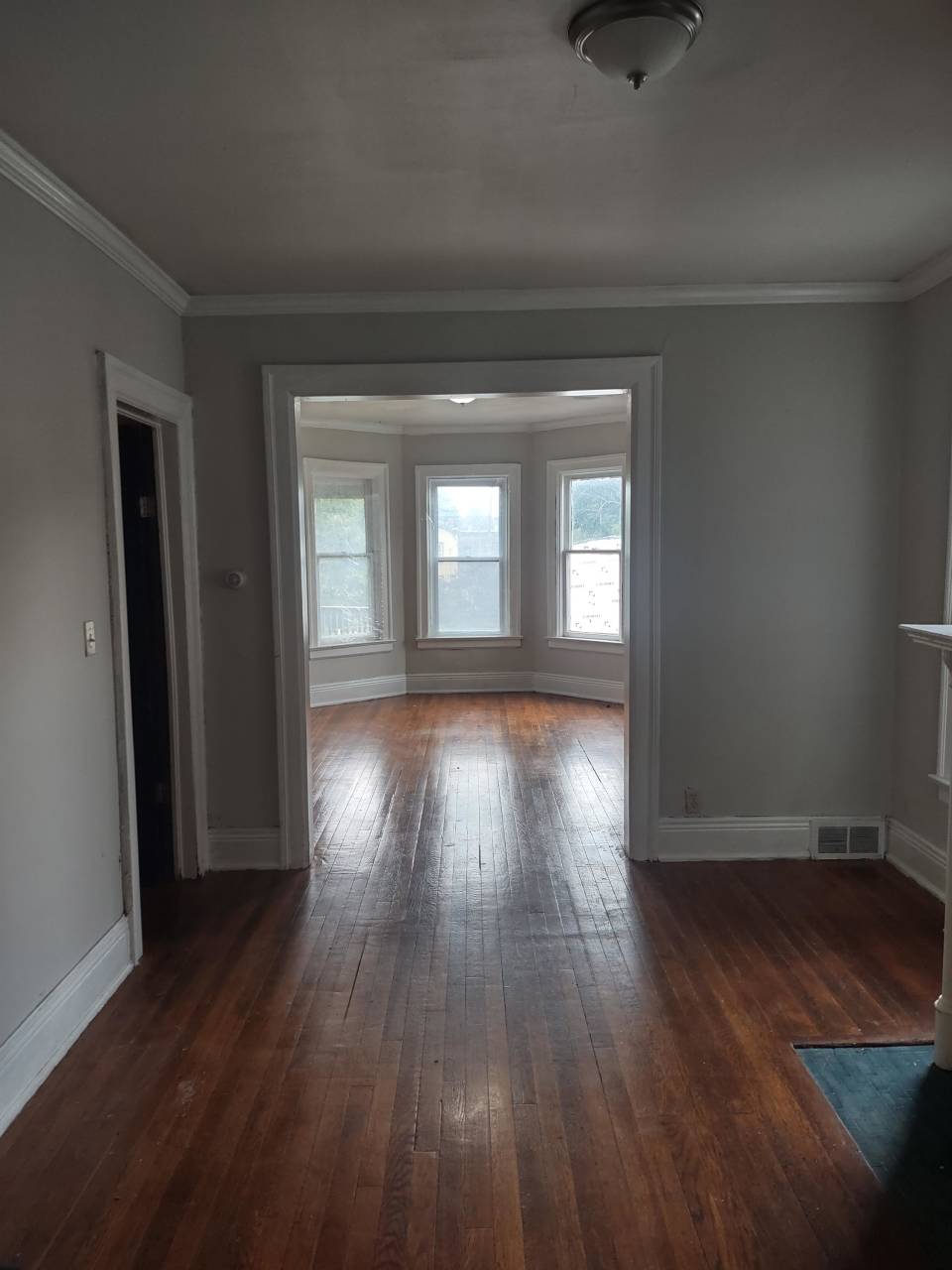 464 West Utica StreetUnit 3 (Upper Left)