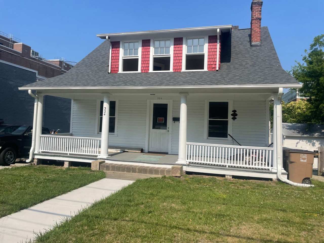 Updated 1 Bedroom with Office on Tate Street