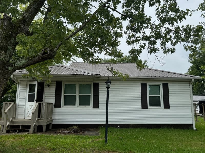 1205 Broadus Avenue Southeast