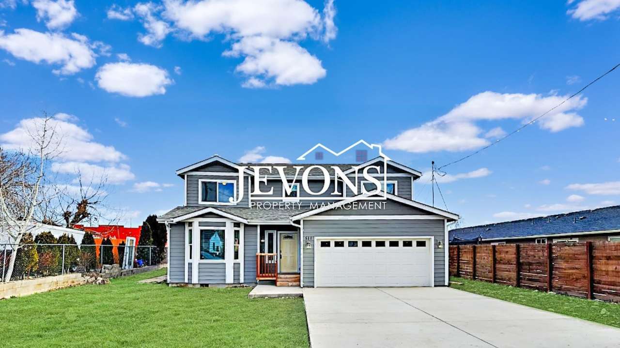 Enchanting 2020-built single-family home in Yakima