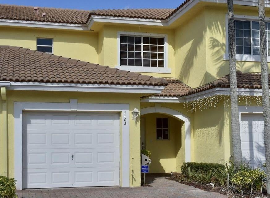 1162 Imperial Lake Road