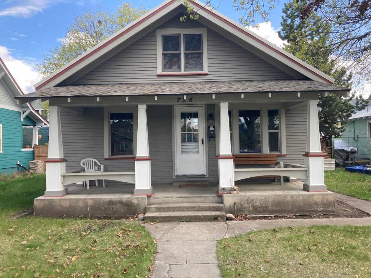 Three Bedroom House with a Rooftop Deck